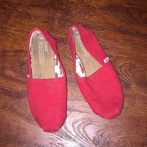 Red Women’s TOMS